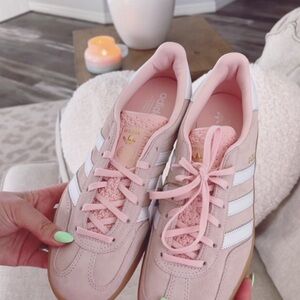 Adidas gazelle sandy pink NEW